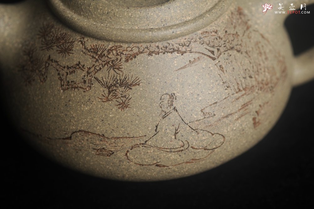 紫砂壶图片：实力派工艺师文砂苑堂主周斌 特好本山芝麻绿泥全手工牛盖高士壶  行到水穷处 坐看云起时 - 全手工紫砂壶网