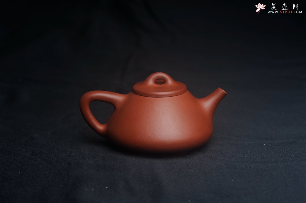 紫砂壶图片：潜力股周小培老师 老师家藏黄龙山一号井小红泥 全手工小子冶石瓢茶壶 特文气 - 全手工紫砂壶网