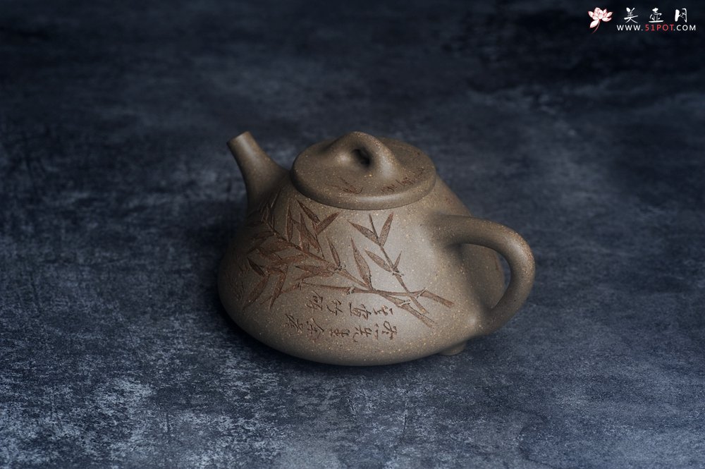 紫砂壶图片：高温四号井老青段 全手工子冶石瓢 装饰经典老子冶画面板桥竹 特有品味 期待与您结缘 - 全手工紫砂壶网