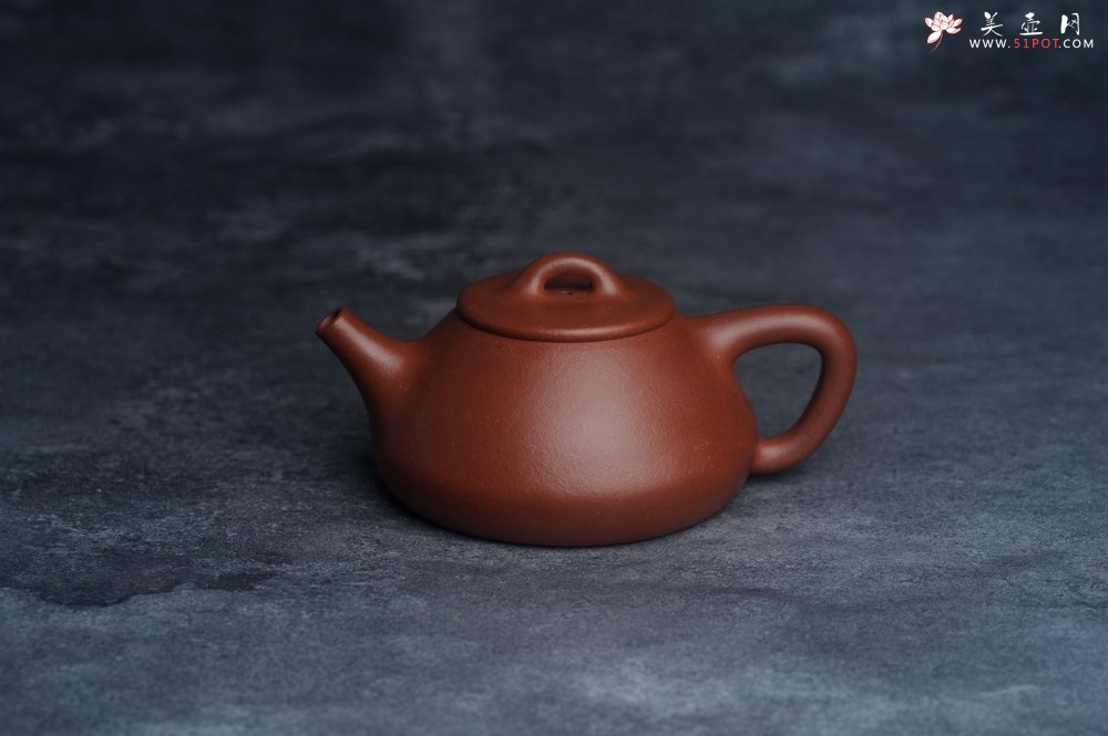 紫砂壶图片：王老师新品 庆十一特惠 全手工红降坡合瓢壶 特文气 - 全手工紫砂壶网