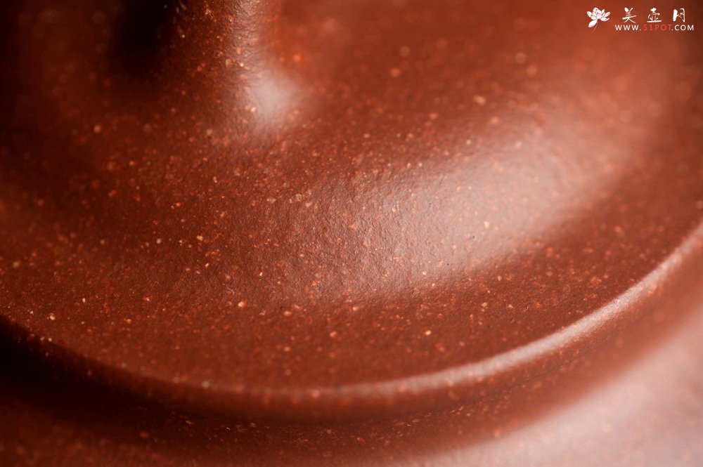 紫砂壶图片：潜力股王老师 美壶特惠 全手工红降坡小品玉帽水平壶 大口实用 特文气 - 全手工紫砂壶网