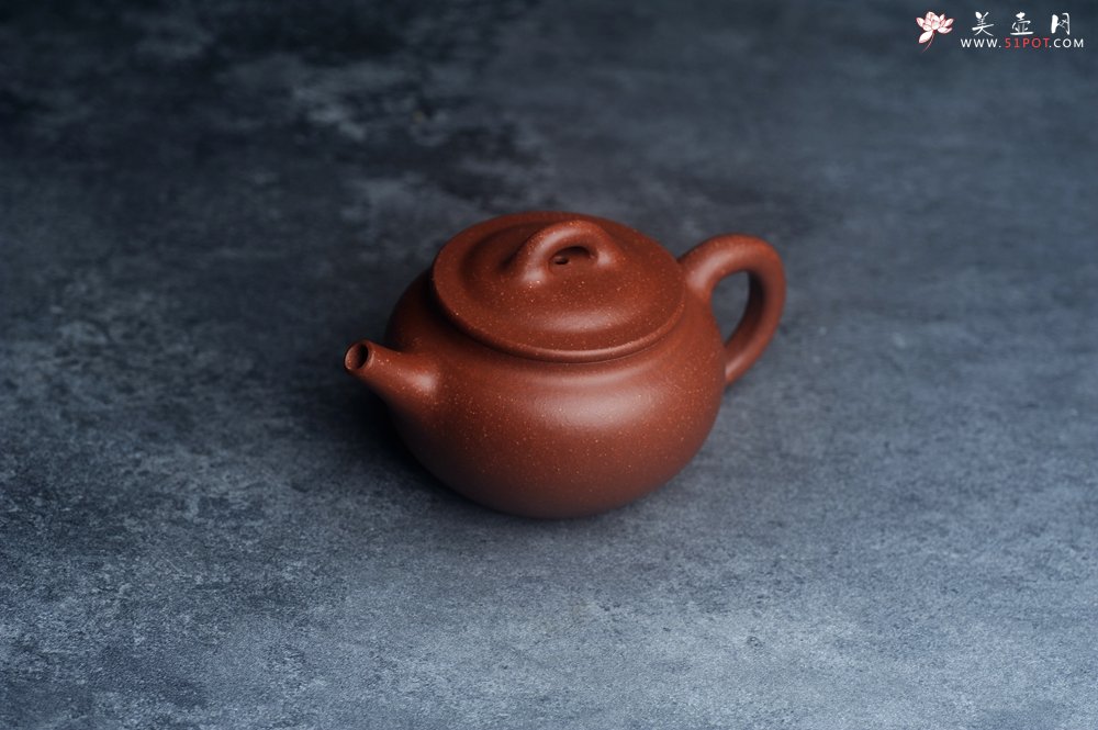紫砂壶图片：王老师新品 美壶特惠 全手工红降坡小品玉帽水平壶 大口实用 特文气 - 全手工紫砂壶网