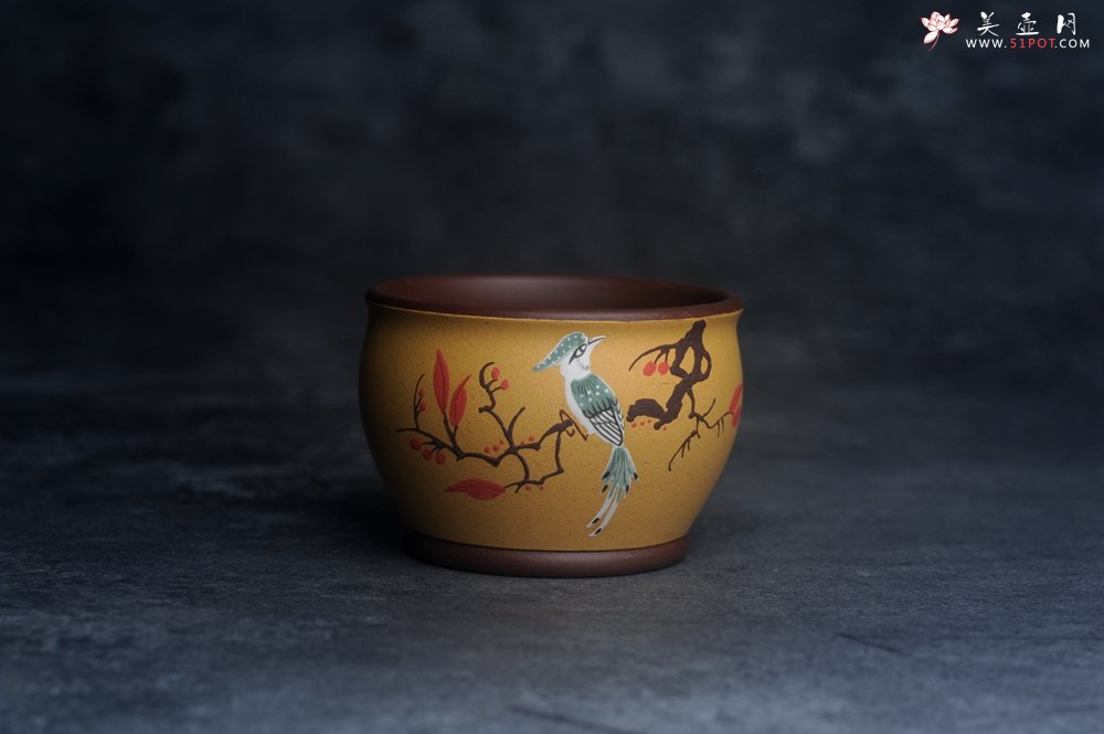 紫砂壶图片：美美杯特惠 精致花鸟紫砂杯 紫泥粉黄金段泥主人杯 茶杯 特文气 - 全手工紫砂壶网