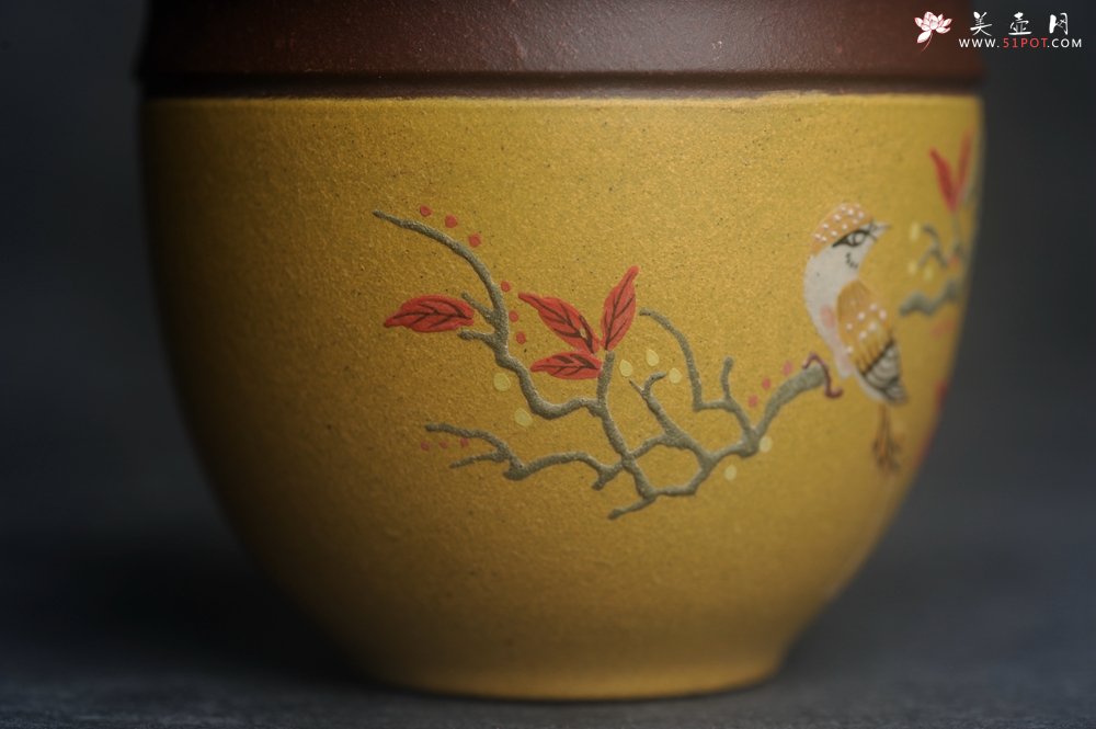 紫砂壶图片：美美杯特惠 精致花鸟紫砂杯 紫泥粉黄金段泥主人杯 茶杯 特文气 - 全手工紫砂壶网