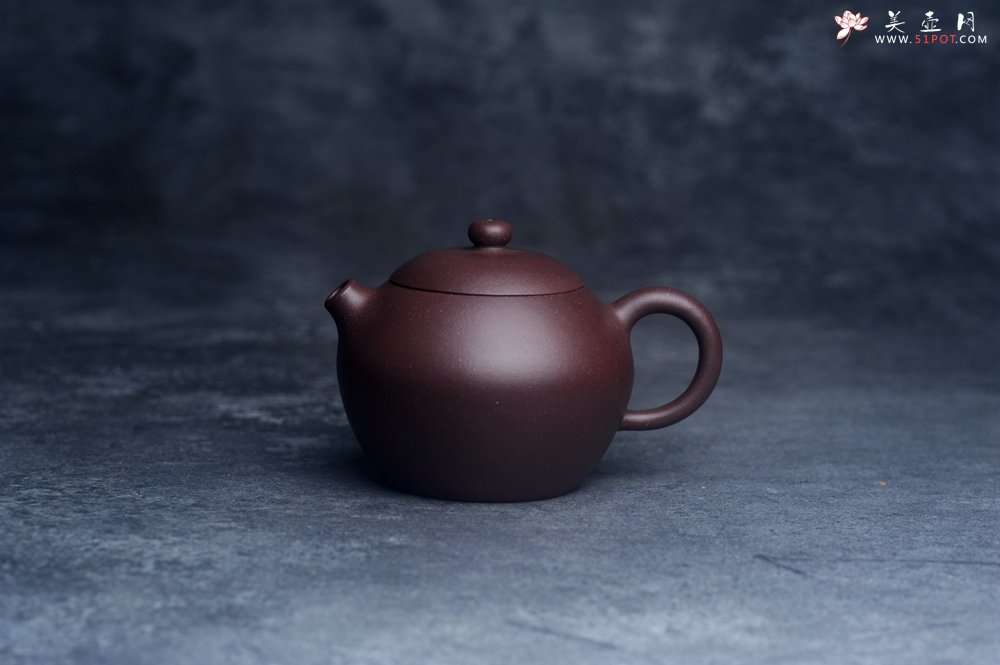 紫砂壶图片：美壶特惠 优质紫泥河豚西施壶 球孔出水 - 全手工紫砂壶网