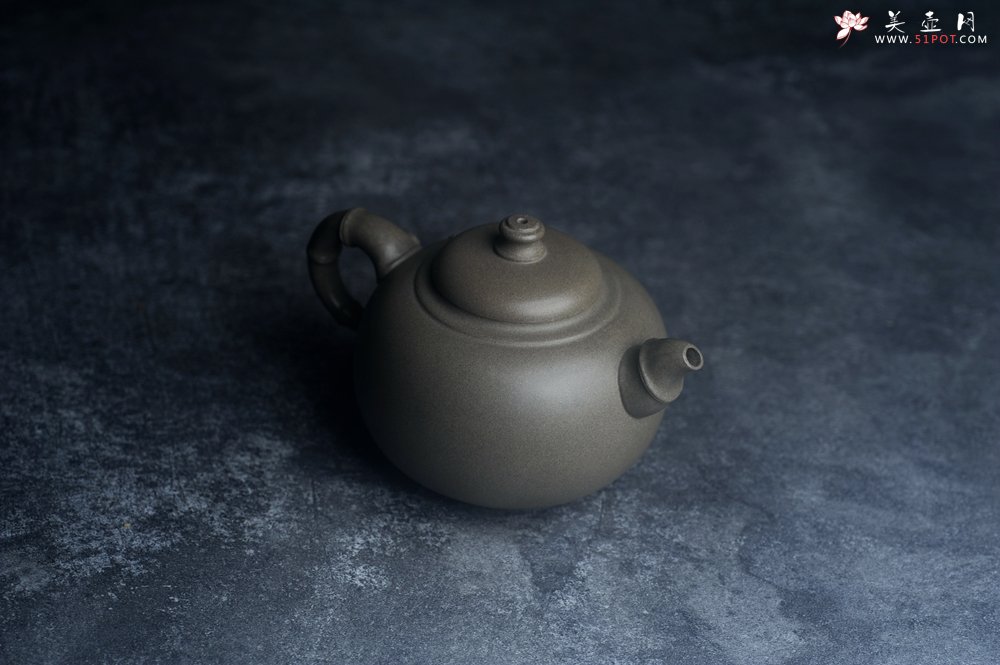 紫砂壶图片：美壶特惠 精品老青段泥福竹紫砂壶 茶人醉爱 - 全手工紫砂壶网