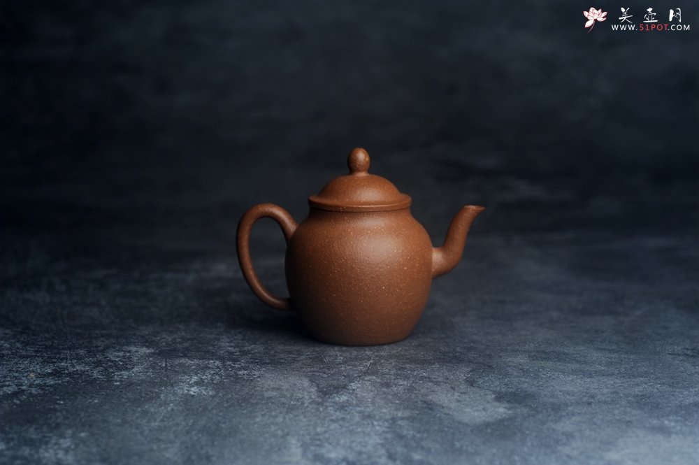 紫砂壶图片：美壶特惠 特好30目老段泥高灯壶 茶人醉爱 - 全手工紫砂壶网