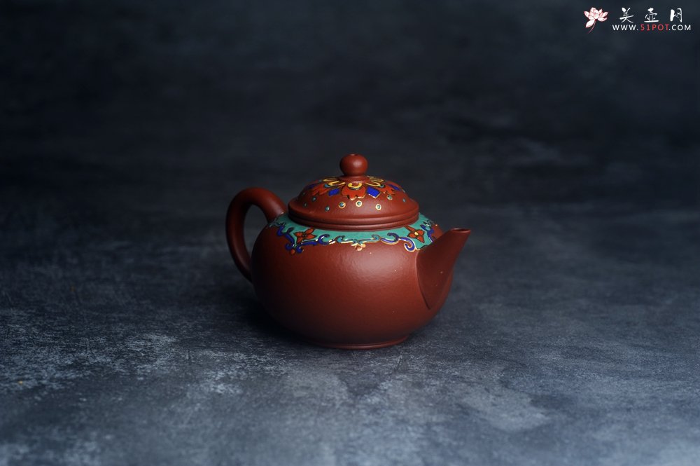 紫砂壶图片：美壶特惠 优质朱泥宫廷风格珐琅彩水平壶 茶人醉爱 - 全手工紫砂壶网