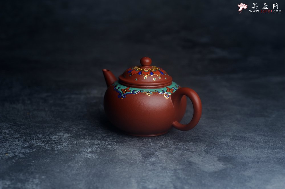 紫砂壶图片：美壶特惠 优质朱泥宫廷风格珐琅彩水平壶 茶人醉爱 - 全手工紫砂壶网