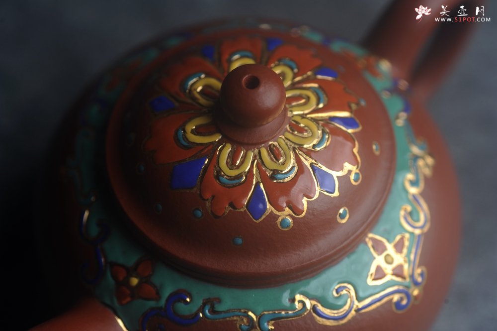 紫砂壶图片：美壶特惠 优质朱泥宫廷风格珐琅彩水平壶 茶人醉爱 - 全手工紫砂壶网