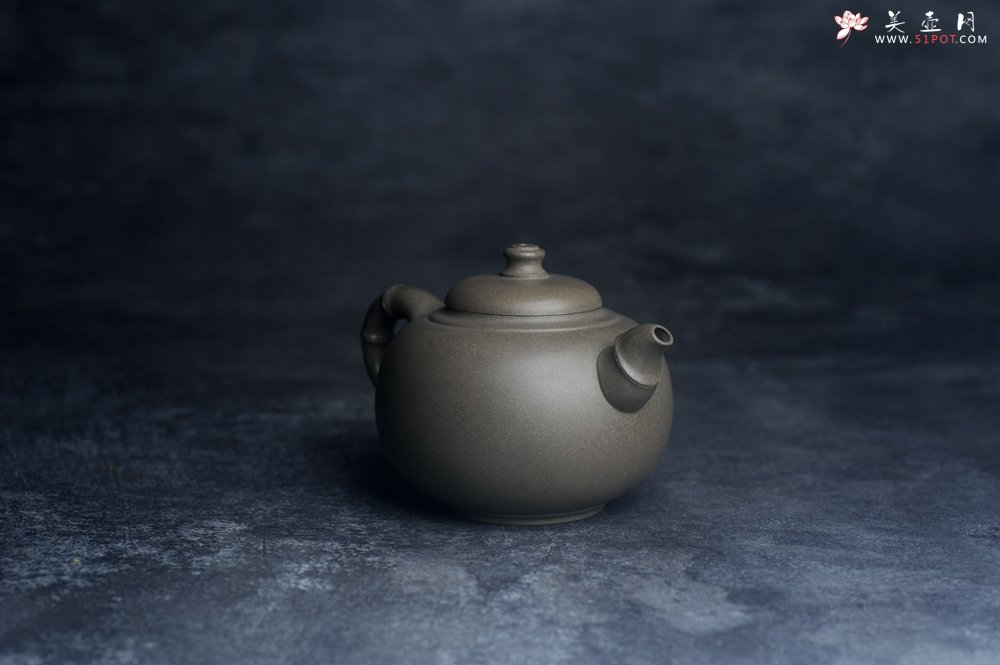 紫砂壶图片：美壶特惠 精品老青段泥福竹紫砂壶 茶人醉爱 - 全手工紫砂壶网