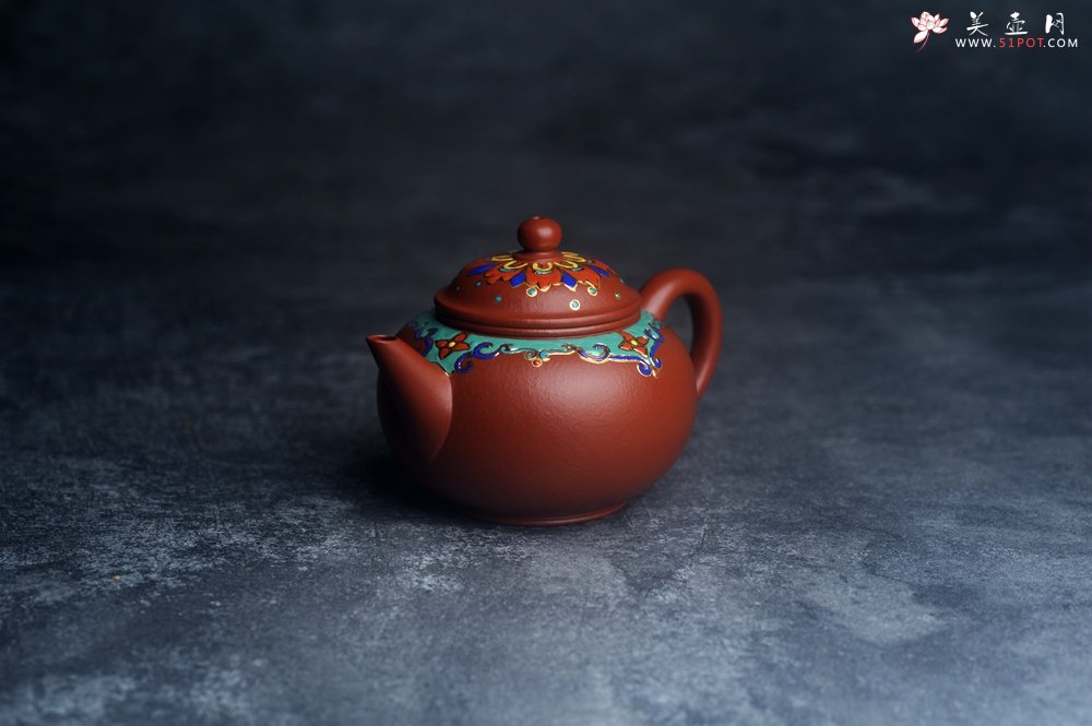 紫砂壶图片：美壶特惠 优质朱泥宫廷风格珐琅彩水平壶 茶人醉爱 - 全手工紫砂壶网
