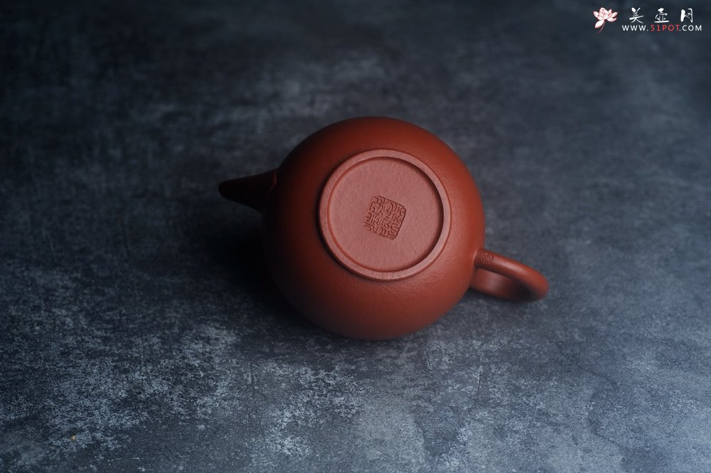 紫砂壶图片：美壶特惠 优质朱泥宫廷风格珐琅彩水平壶 茶人醉爱 - 全手工紫砂壶网