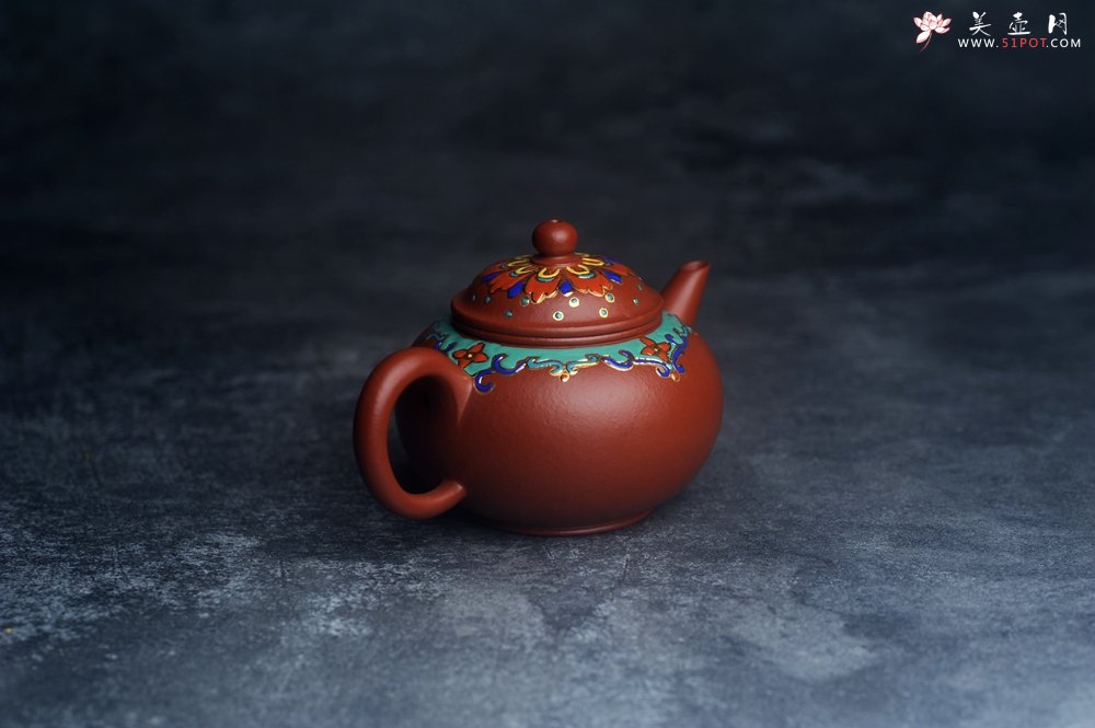 紫砂壶图片：美壶特惠 优质朱泥宫廷风格珐琅彩水平壶 茶人醉爱 - 全手工紫砂壶网