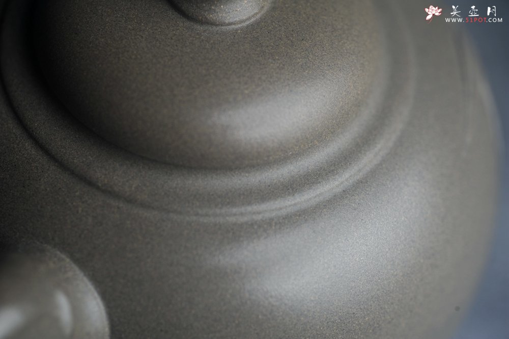 紫砂壶图片：美壶特惠 精品老青段泥福竹紫砂壶 茶人醉爱 - 全手工紫砂壶网