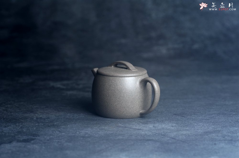 紫砂壶图片：美壶特惠 特好青段泥汉瓦紫砂壶 茶人醉爱 - 全手工紫砂壶网