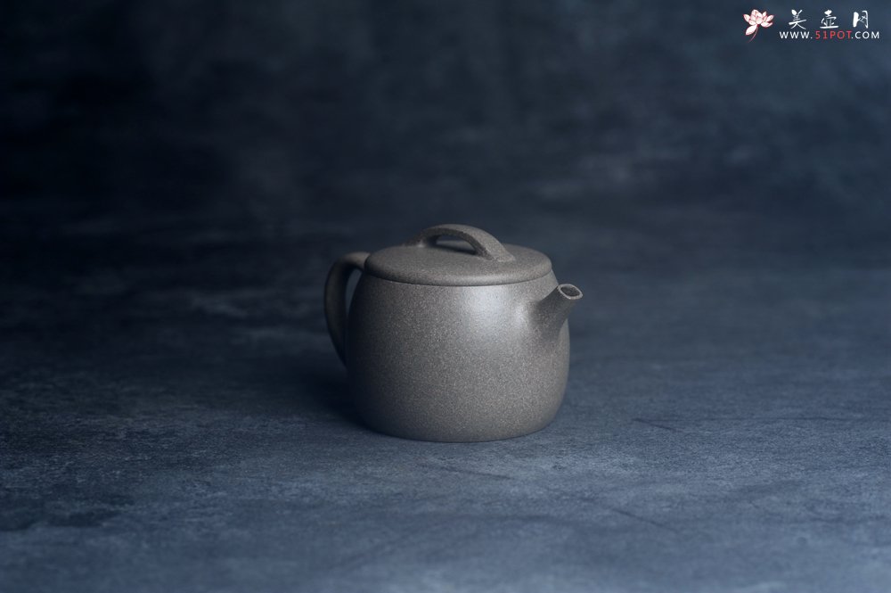 紫砂壶图片：美壶特惠 特好青段泥汉瓦紫砂壶 茶人醉爱 - 全手工紫砂壶网