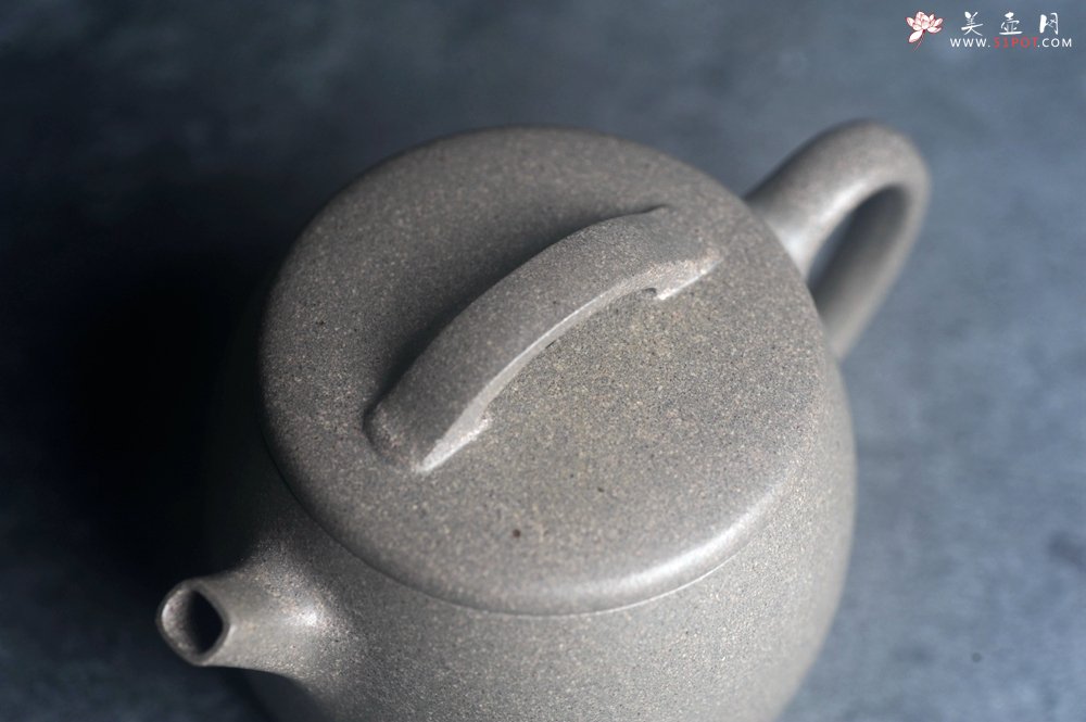 紫砂壶图片：美壶特惠 特好青段泥汉瓦紫砂壶 茶人醉爱 - 全手工紫砂壶网