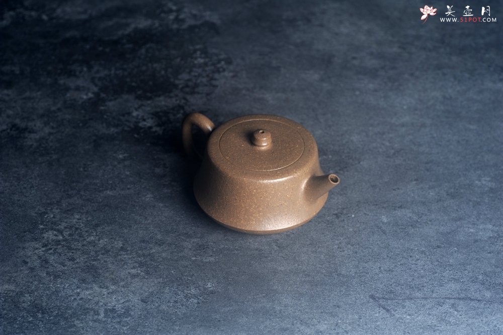 紫砂壶图片：美壶特惠 特好老青段泥柱础壶 茶人醉爱 - 全手工紫砂壶网