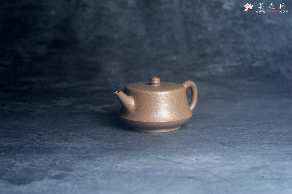 紫砂壶图片：美壶特惠 特好老青段泥柱础壶 茶人醉爱 - 全手工紫砂壶网