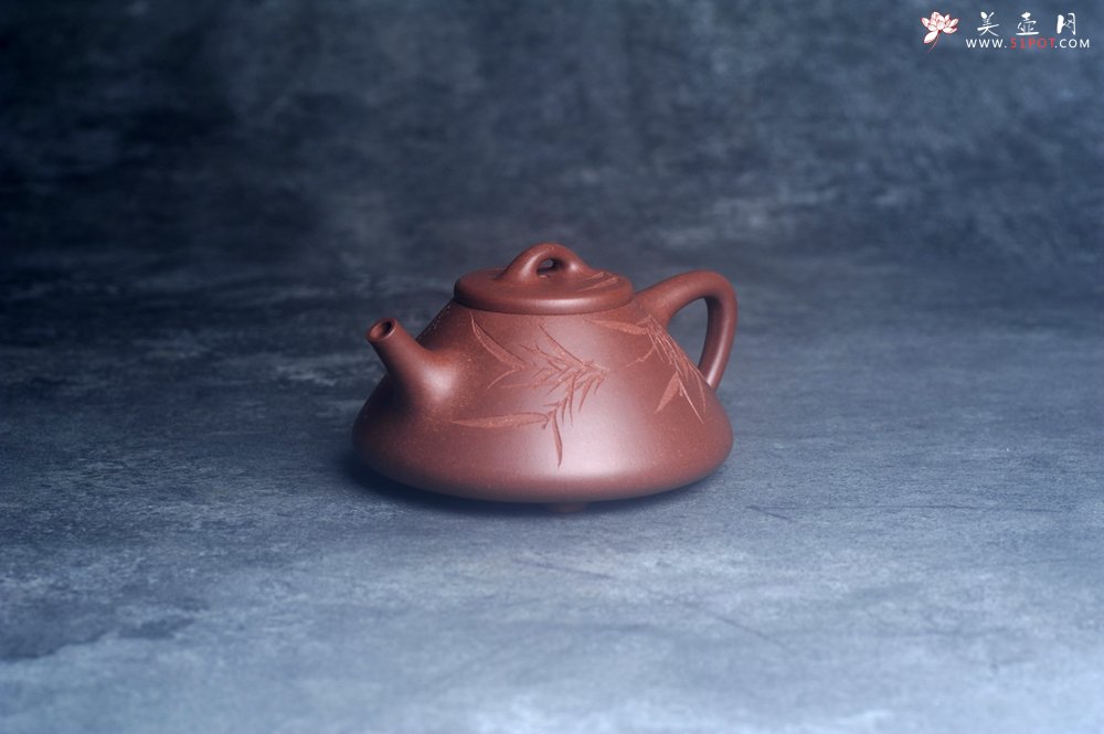 紫砂壶图片：美壶特惠 特好老紫泥子冶石瓢 范小君徒装饰君子竹  寒夜客来茶当酒 竹炉汤沸火初红 - 全手工紫砂壶网