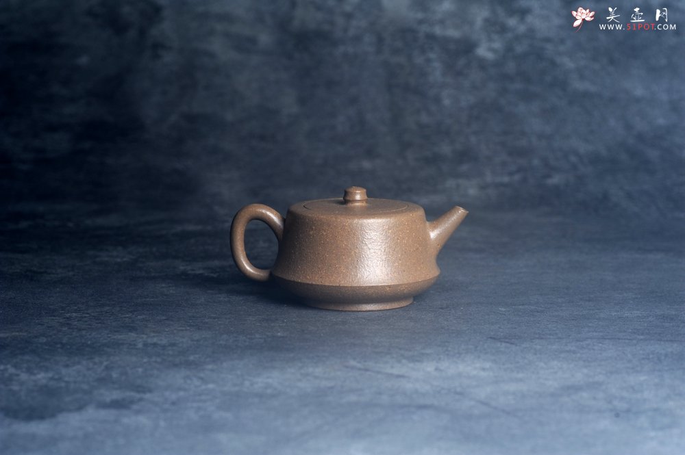 紫砂壶图片：美壶特惠 特好老青段泥柱础壶 茶人醉爱 - 全手工紫砂壶网