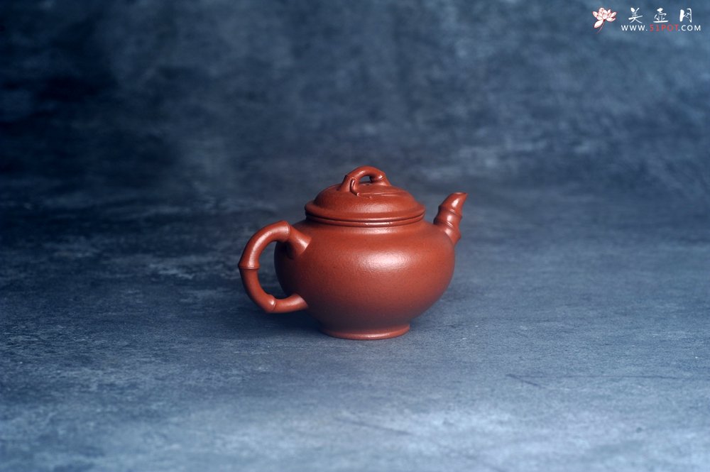 紫砂壶图片：美壶特惠 特好老朱泥竹报春壶 茶人醉爱 - 全手工紫砂壶网