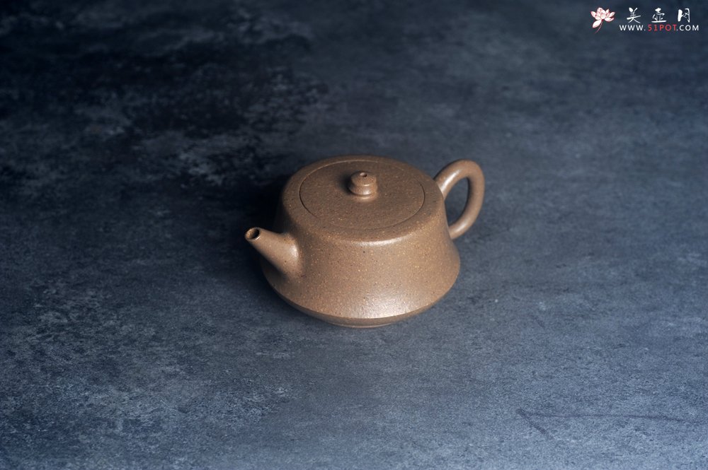 紫砂壶图片：美壶特惠 特好老青段泥柱础壶 茶人醉爱 - 全手工紫砂壶网