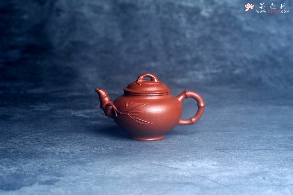 紫砂壶图片：美壶特惠 特好老朱泥竹报春壶 茶人醉爱 - 全手工紫砂壶网