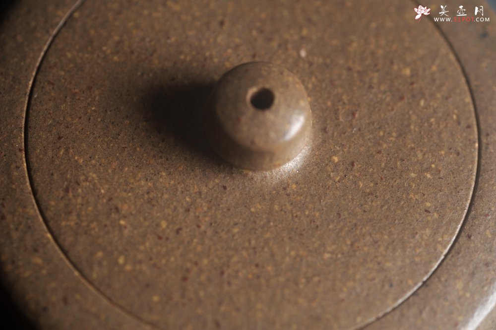 紫砂壶图片：美壶特惠 特好老青段泥柱础壶 茶人醉爱 - 全手工紫砂壶网