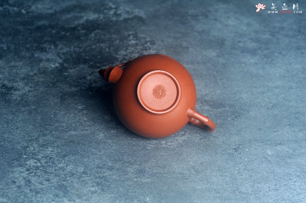 紫砂壶图片：美壶特惠 特好老朱泥竹报春壶 茶人醉爱 - 全手工紫砂壶网