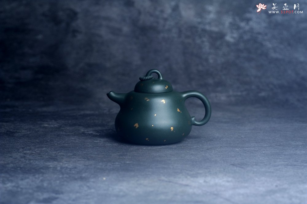 紫砂壶图片：美壶特惠 特好墨绿泥福禄葫芦壶 茶人醉爱 - 全手工紫砂壶网