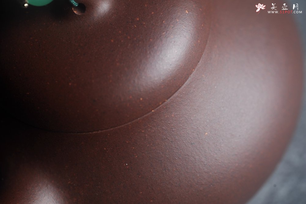 紫砂壶图片：美壶特惠 特好老紫泥乳鼎石瓢壶 茶人醉爱 - 全手工紫砂壶网