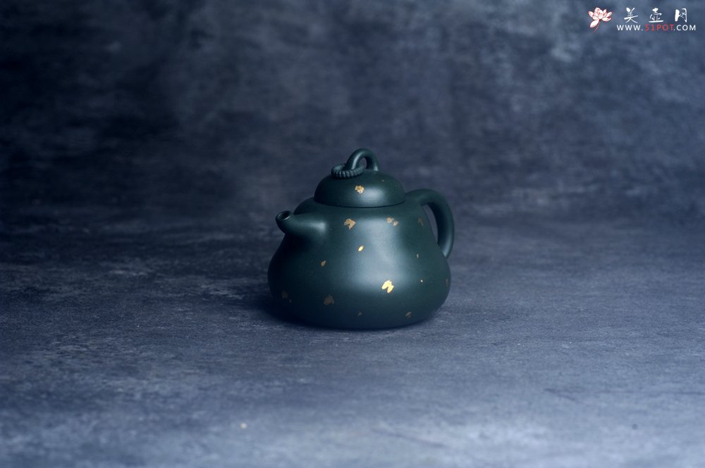 紫砂壶图片：美壶特惠 特好墨绿泥福禄葫芦壶 茶人醉爱 - 全手工紫砂壶网