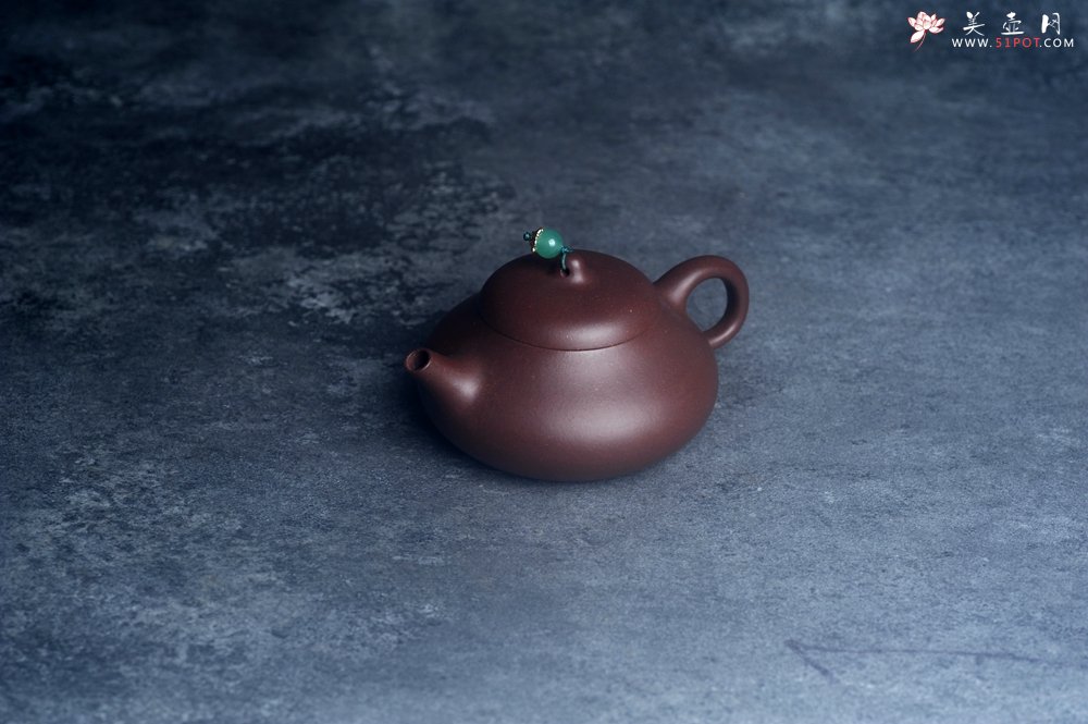 紫砂壶图片：美壶特惠 特好老紫泥乳鼎石瓢壶 茶人醉爱 - 全手工紫砂壶网