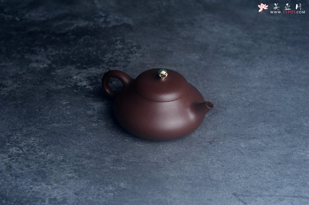 紫砂壶图片：美壶特惠 特好老紫泥乳鼎石瓢壶 茶人醉爱 - 全手工紫砂壶网