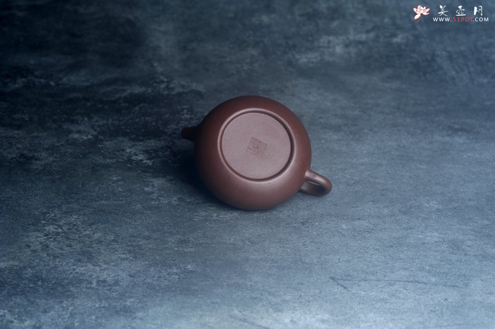 紫砂壶图片：美壶特惠 特好老紫泥乳鼎石瓢壶 茶人醉爱 - 全手工紫砂壶网