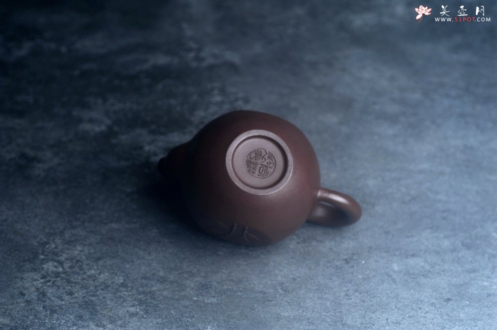 紫砂壶图片：美壶特惠 特好老紫泥道洪圆珠壶 茶人醉爱 - 全手工紫砂壶网