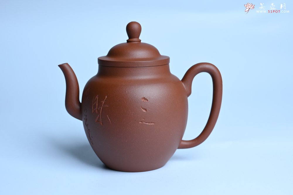 紫砂壶图片：毛国强入室弟子黄云初 特好清水泥高宫灯壶 名家何水法书法“三昧”，刘世涛伯陶刻 - 全手工紫砂壶网