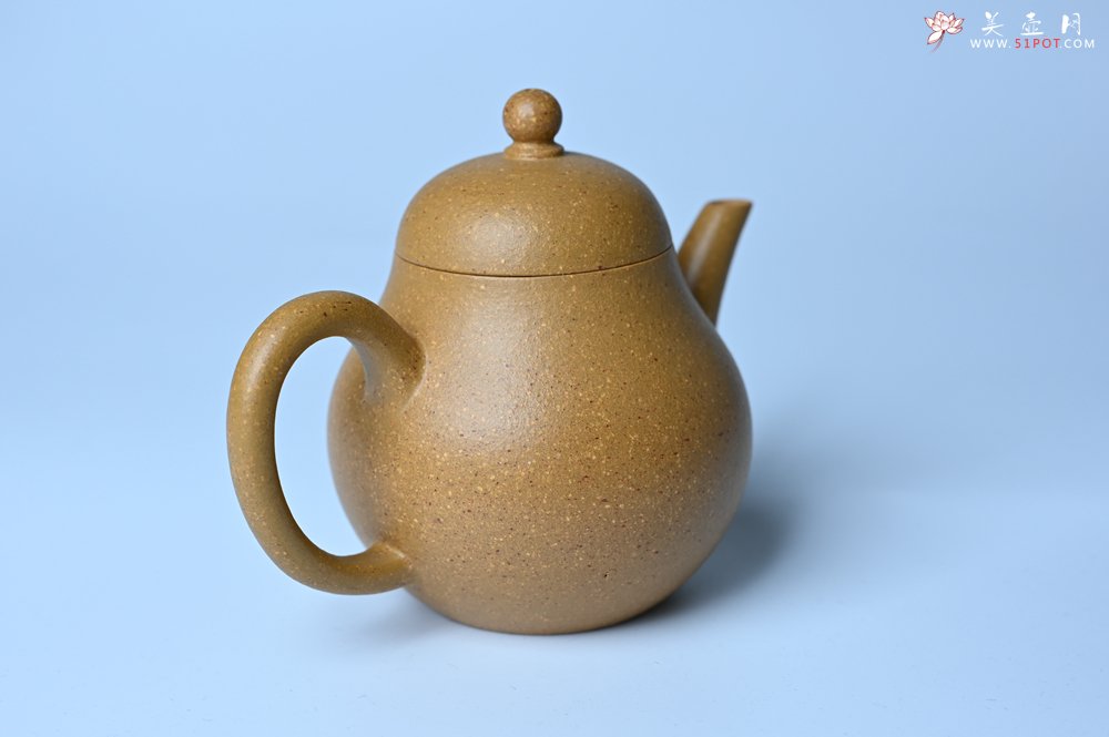 紫砂壶图片：美壶特惠 特好黄金段泥梨形壶 - 全手工紫砂壶网
