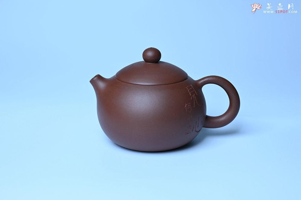 紫砂壶图片：毛国强入室弟子黄云初 特好老紫泥见心西施壶 名家何水法书法 刘世涛伯陶刻 - 全手工紫砂壶网