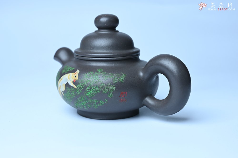 紫砂壶图片：美壶特惠 手工手制紫砂壶特好青灰泥松鼠壶 茶壶 茶具 单壶 - 全手工紫砂壶网