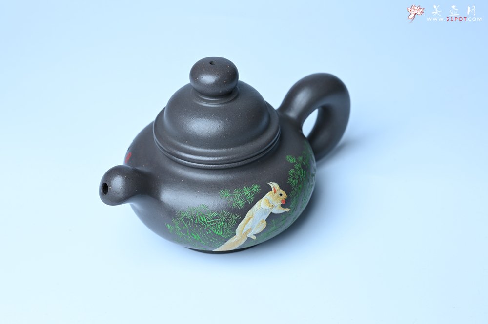 紫砂壶图片：美壶特惠 手工手制紫砂壶特好青灰泥松鼠壶 茶壶 茶具 单壶 - 全手工紫砂壶网