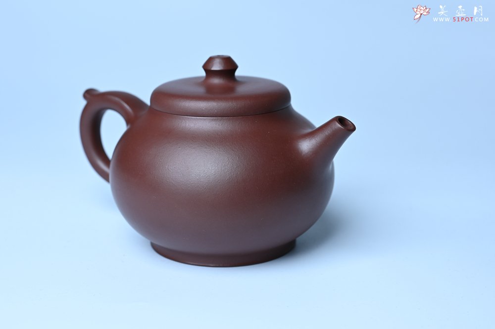 紫砂壶图片：潜力股周小培老师 4号井深井红皮龙全手工修德壶 养后特润 期待与您结缘 - 全手工紫砂壶网