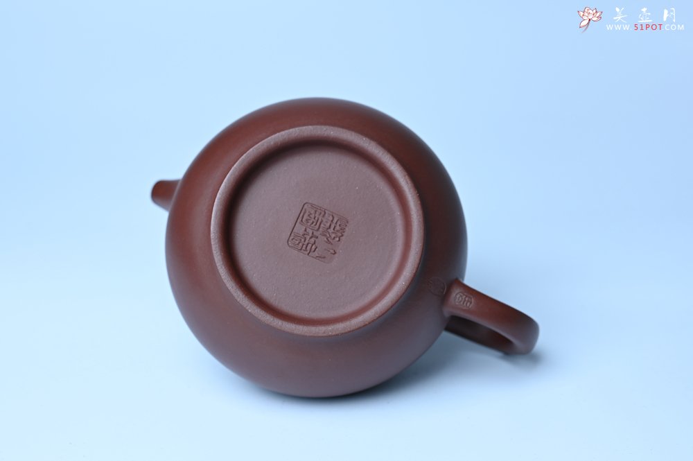紫砂壶图片：潜力股周小培老师 4号井深井红皮龙全手工修德壶 养后特润 期待与您结缘 - 全手工紫砂壶网