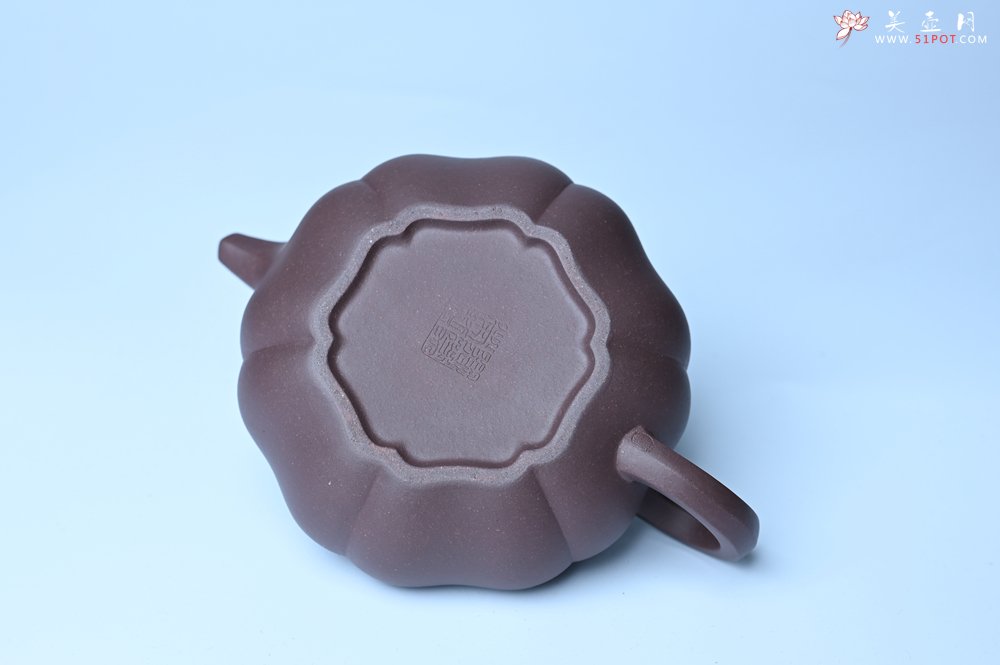 紫砂壶图片：美壶特惠 紫砂壶手工手制优质紫泥葵仿古壶 茶人醉爱 - 全手工紫砂壶网