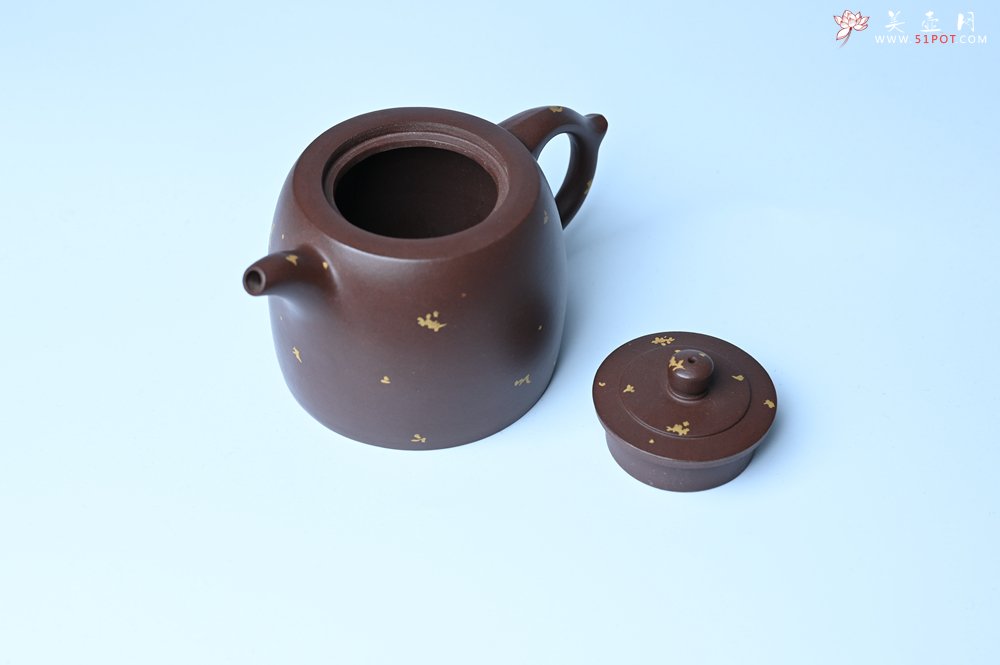 紫砂壶图片：美壶特惠 特好老紫泥洒金井栏壶 茶人醉爱 - 全手工紫砂壶网