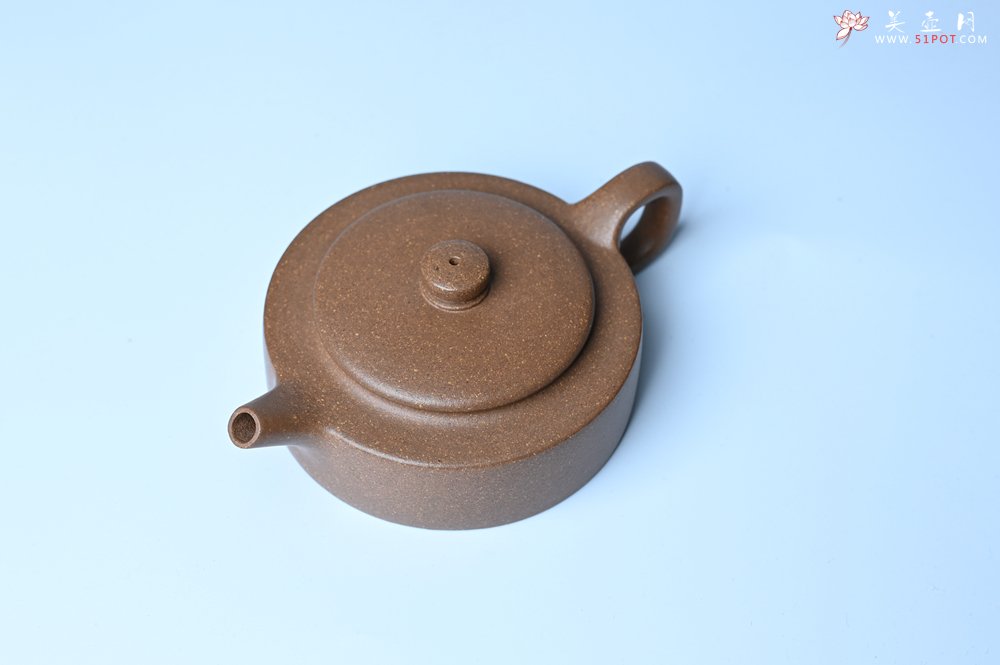 紫砂壶图片：美壶特惠  精工老段周盘壶 小壶难做 易泡养 杀茶利器 - 全手工紫砂壶网