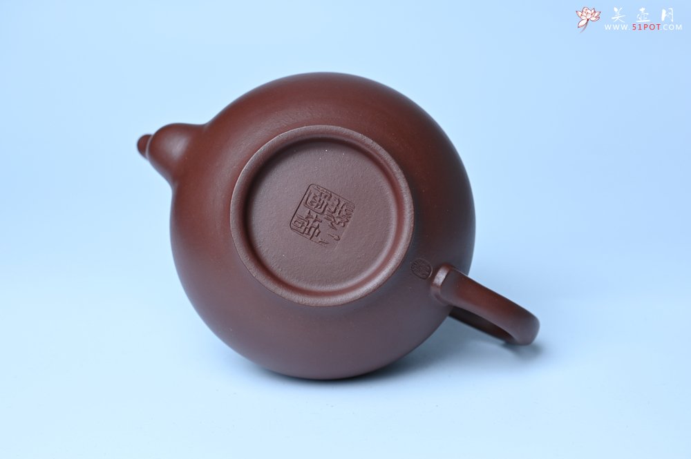 紫砂壶图片：潜力股周小培老师 4号井深井红皮龙全手工笑樱壶 养后特润 期待与您结缘 - 全手工紫砂壶网