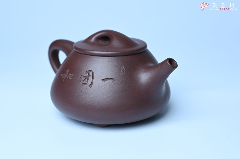 紫砂壶图片：油润底曹青 全手工景舟小石瓢 装饰人物 特文气 - 全手工紫砂壶网